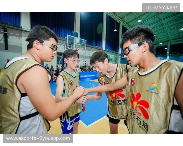 “青春启航”青少年篮球文化巡展在上海全面展开，弘扬体育精神